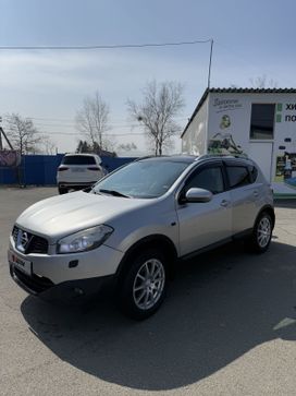 SUV   Nissan Qashqai 2010 , 750000 , -