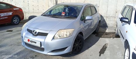  Toyota Auris 2009 , 750000 , 