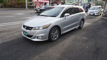    Honda Stream 2013 , 899000 , 