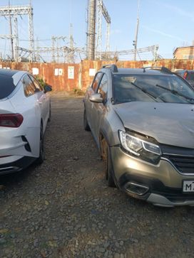  Renault Sandero Stepway 2021 , 720000 , --