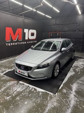  Volvo V40 2013 , 1250000 , 