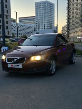  3  Volvo C30 2007 , 680000 , 