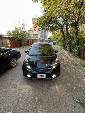  Honda Fit 2013 , 1100000 , -