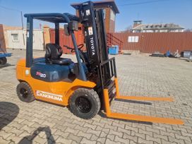   Toyota 7FG20 2002 , 1200000 , 