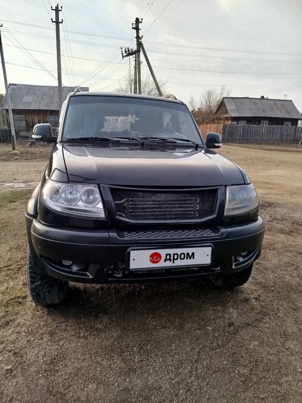 SUV     2009 , 600000 , 