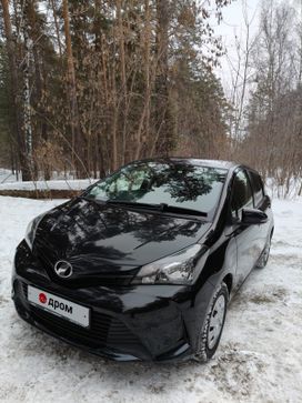  Toyota Vitz 2016 , 900000 , 