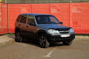 SUV   Chevrolet Niva 2017 , 681300 , 