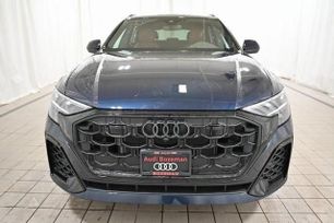SUV   Audi Q8 2025 , 9235000 , 