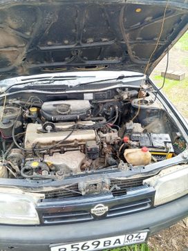  Nissan Primera 1993 , 220000 , -