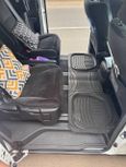    Toyota Vellfire 2009 , 2399000 , 