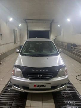    Toyota Nadia 2000 , 650000 , 