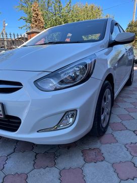  Hyundai Solaris 2013 , 900000 , 