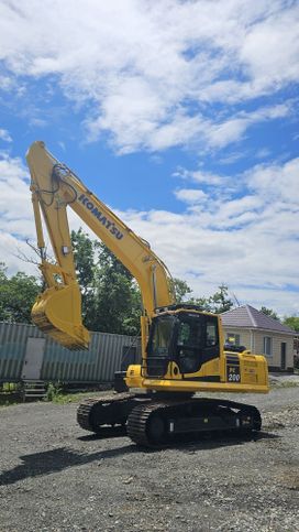   Komatsu PC200-8 2023 , 8600000 , 