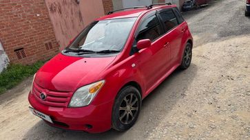  Toyota ist 2006 , 650000 , 