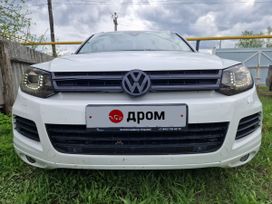 SUV   Volkswagen Touareg 2013 , 1999999 , 