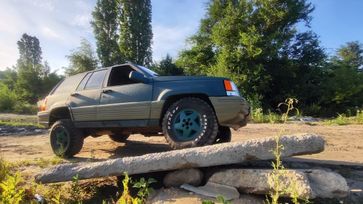  Grand Cherokee