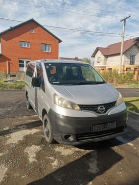    Nissan NV200 2013 , 650000 , 