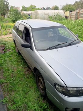  Nissan Expert 2001 , 330000 , 