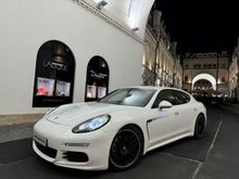 Porsche Panamera 2013 .