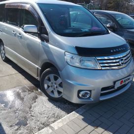    Nissan Serena 2006 , 820000 , 