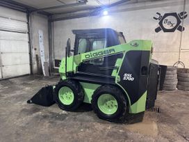 - Digger SSL5700 2012 , 1750000 , 