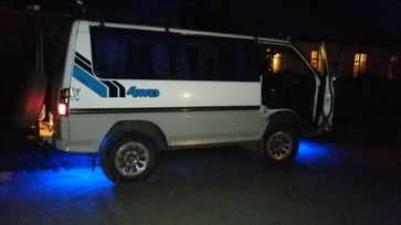    Mitsubishi Delica 1988 , 330000 , 