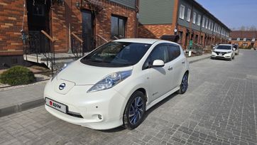  Nissan Leaf 2015 , 650000 , 