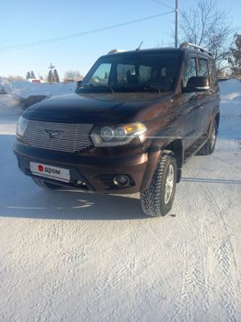 SUV     2016 , 1000000 , 
