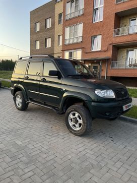 SUV     2012 , 800000 , 