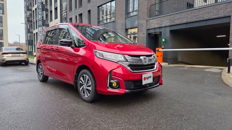    Honda Freed+ 2018 , 1850000 , -