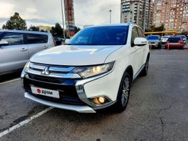 SUV   Mitsubishi Outlander 2015 , 2010000 , 