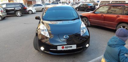  Nissan Leaf 2013 , 700000 , 