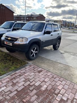 SUV   Chevrolet Niva 2010 , 570000 , 