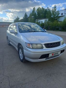  Nissan R'nessa 2000 , 285000 ,  