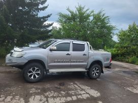  Toyota Hilux 2014 , 2500000 , 