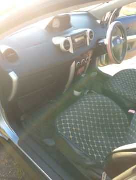  Toyota ist 2005 , 515000 , 