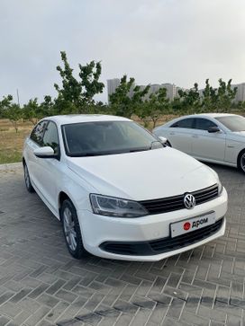  Volkswagen Jetta 2013 , 880000 , 