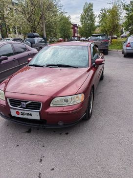  Volvo S60 2009 , 850000 , 