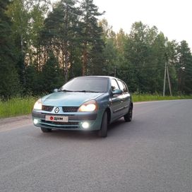  Renault Clio 2002 , 225000 , 
