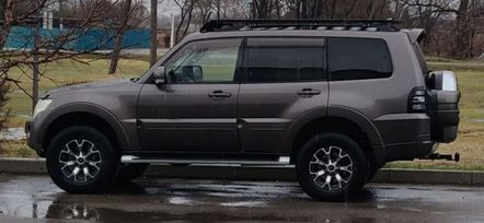 SUV   Mitsubishi Pajero 2011 , 2200000 , 