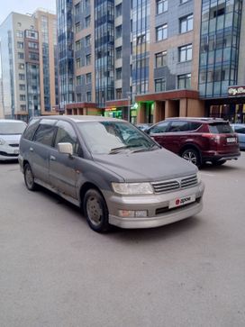    Mitsubishi Chariot Grandis 2001 , 200000 , -
