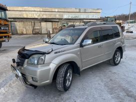SUV   Nissan X-Trail 2005 , 760000 ,  