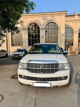 SUV   Lincoln Navigator 2007 , 2390000 , -