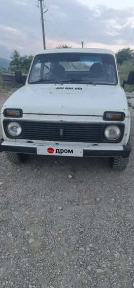  3   4x4 2121  1994 , 180000 , 