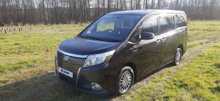    Toyota Esquire 2015 , 2400000 , 
