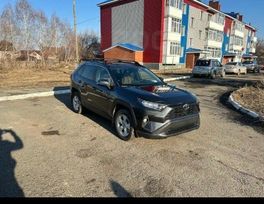 SUV   Toyota RAV4 2018 , 3350000 , 