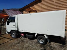   Toyota Hiace 1992 , 700000 , 