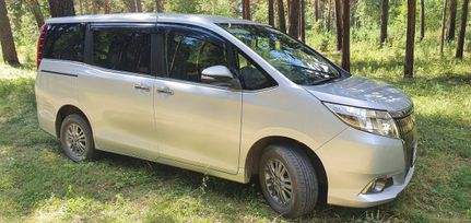    Toyota Esquire 2016 , 1830000 , -