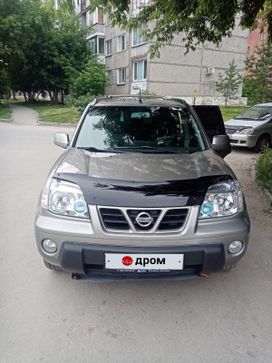 SUV   Nissan X-Trail 2002 , 700000 , 