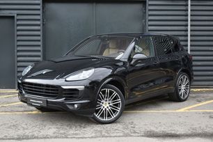SUV   Porsche Cayenne 2015 , 5500000 , 